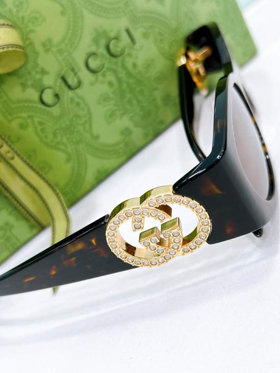 Picture of Gucci Sunglasses _SKUfw79566920fw